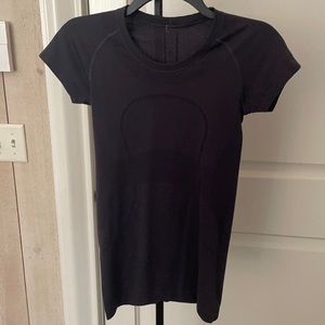 Lululemon Athletica Tops • Swiftly Tech Short Sleeve